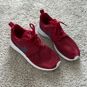 Nike Roshe Run Shoes